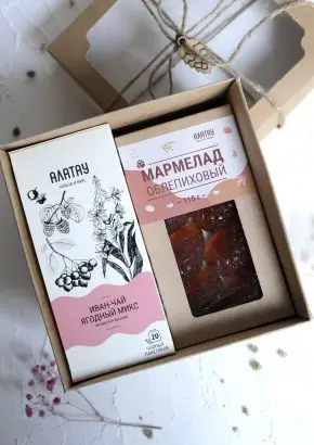 Подарочный набор «Ягодный» 4 в 1 (чай и мармелад) Подарочный набор «Ягодный» 4 в 1 (чай и мармелад)